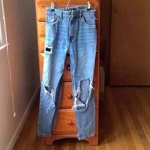 ⭐️Zara Light Blue Distressed Boyfriend Jeans⭐️